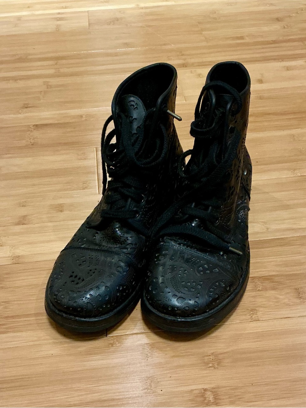 FLORSHEIM by Duckie Brown Men's Black Floral Embossed Lace-Up Ankle Boots AS IS